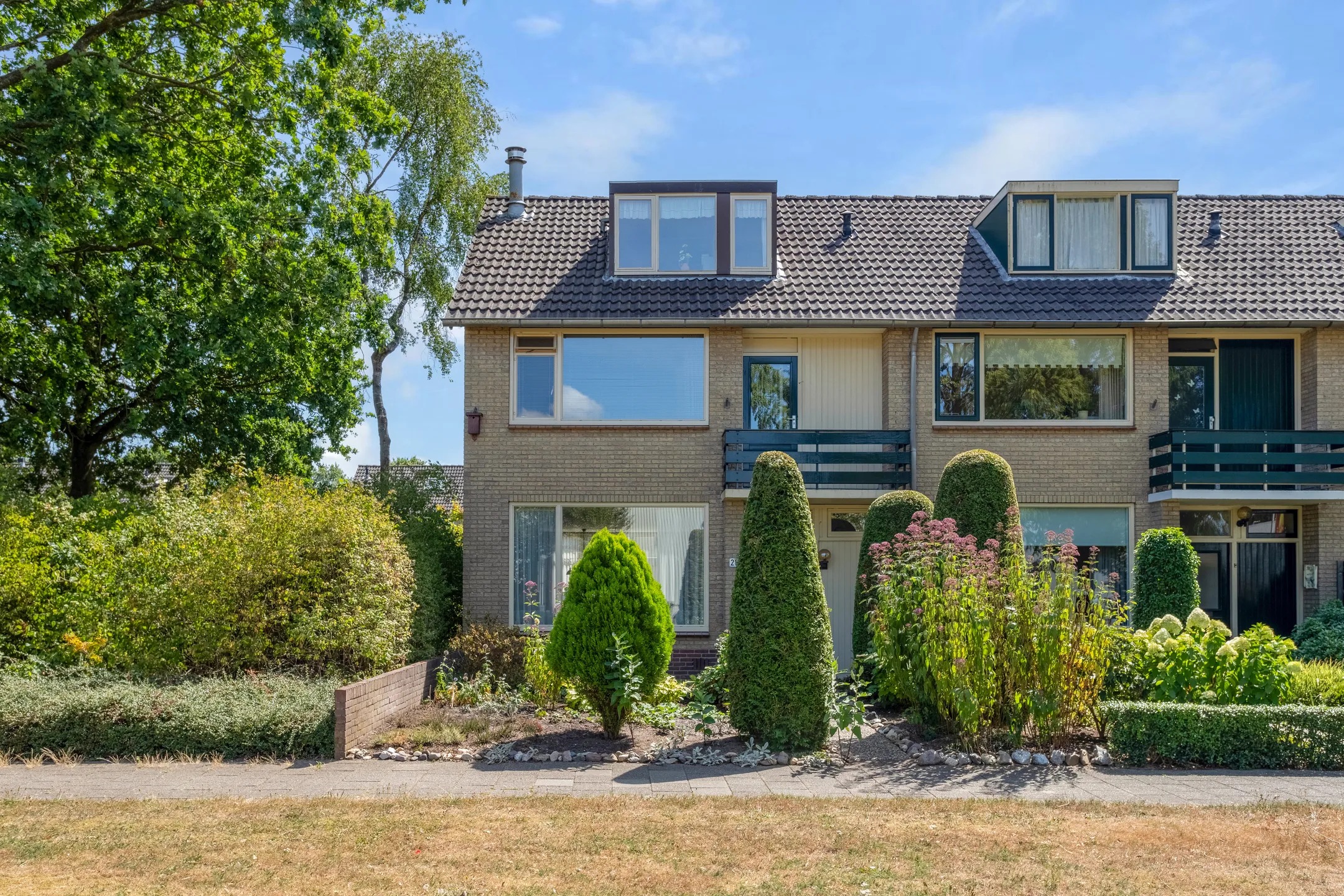 Hoekwoning Herderlaan 29 in Ermelo