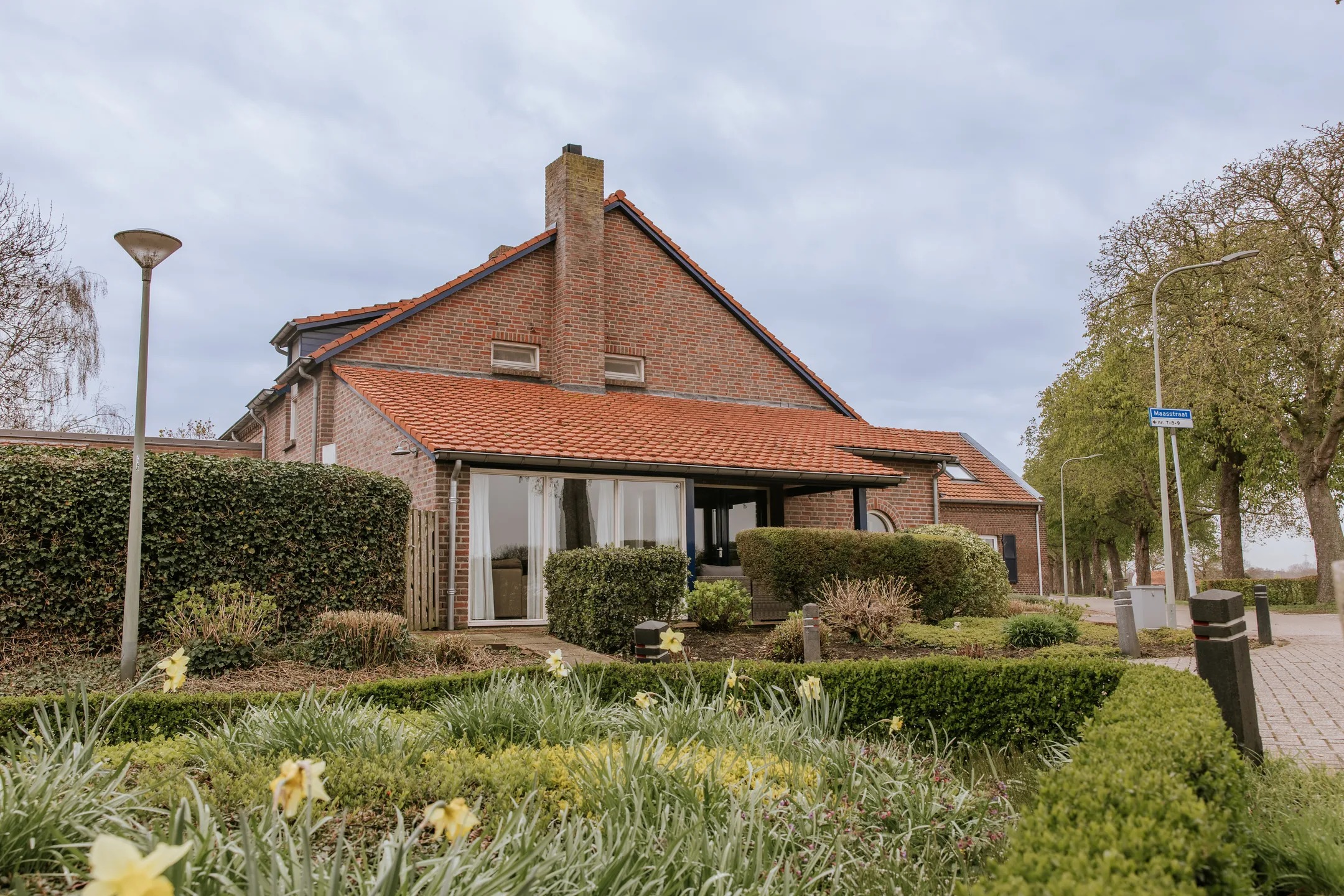 Geschakelde woning (dijkwoning) Maasstraat 10 Herten
