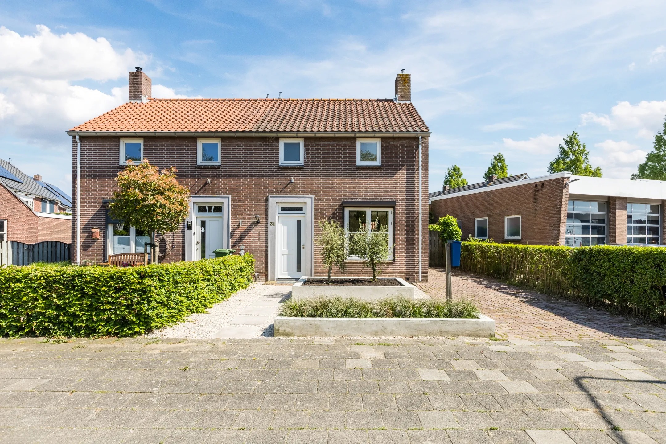 2-onder-1-kapwoning Zuideveldlaan 31 in Dussen