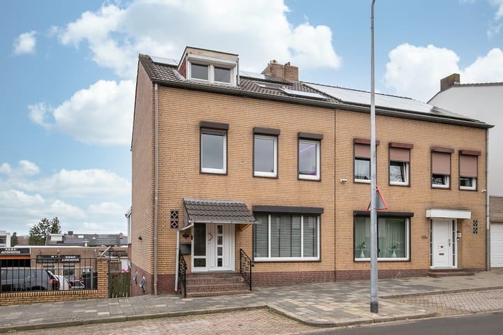 Halfvrijstaande woning Anjelierstraat 125 in Heerlen