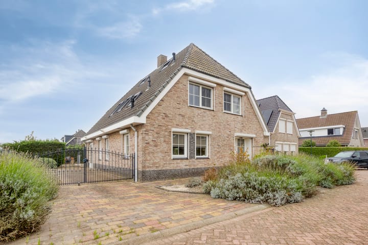Herenhuis, vrijstaande woning Plataanstraat 39 in Sint Philipsland