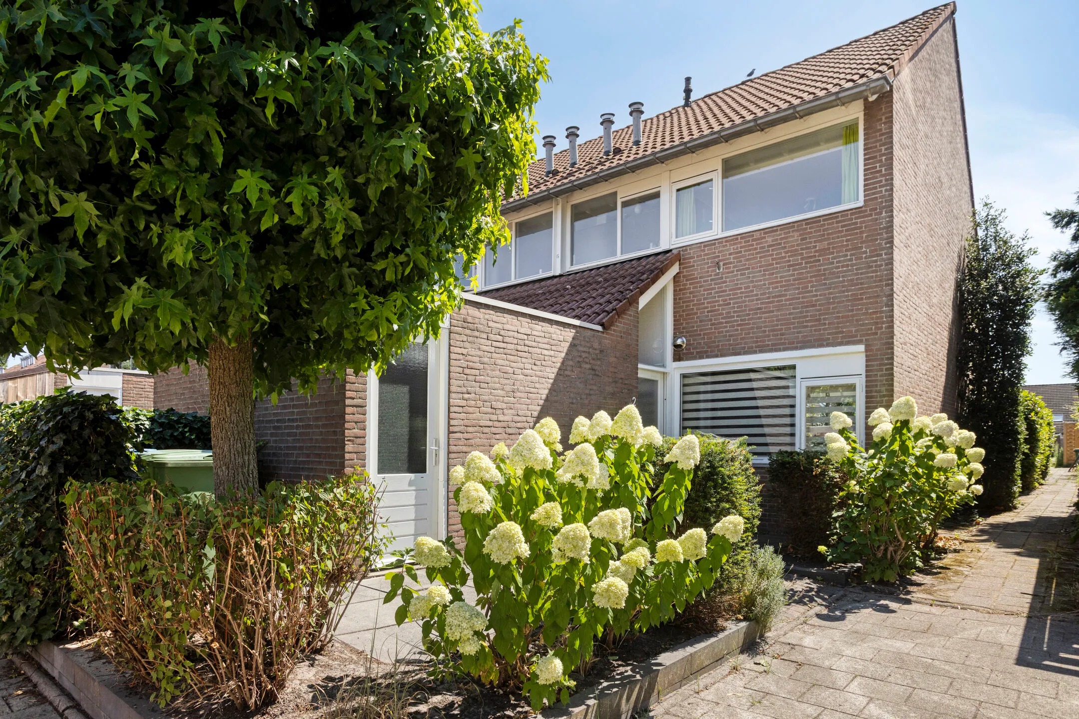 Hoekwoning Frederik Maystraat 2 in Bergen op Zoom