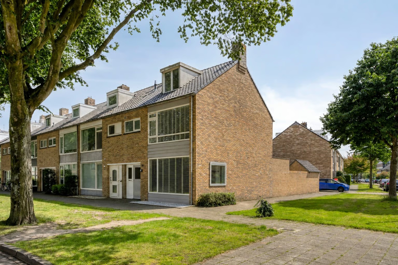 Hoekwoning Lorentzstraat 68 in Breda