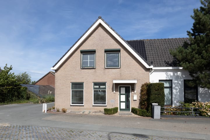 Halfvrijstaande woning Vredebestlaan 2 in Poeldijk