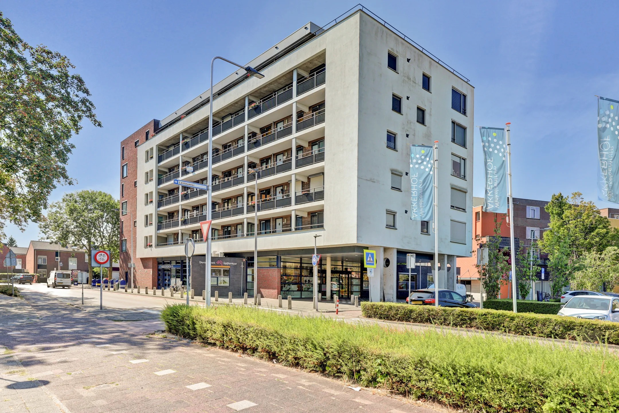 Galerijflat Akkerdonk 54 in Spijkenisse
