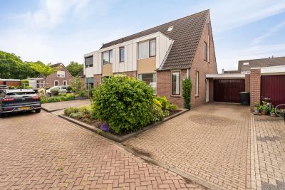 Hoekwoning Oldambt 21 in Emmeloord