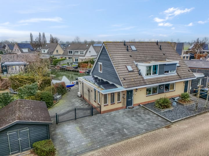 2-onder-1-kapwoning Liendense Singel 2 a in Lienden