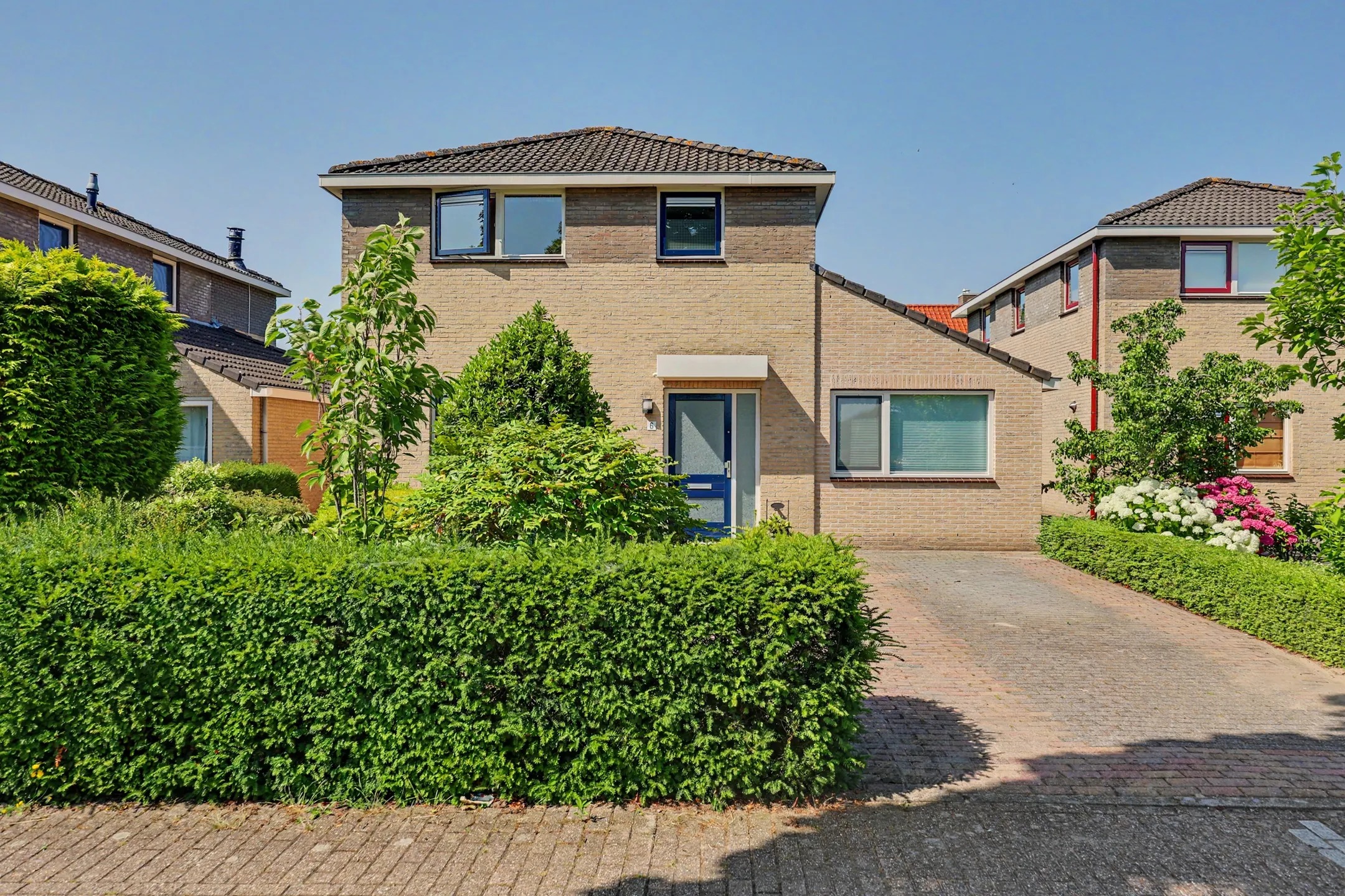 Vrijstaande woning (semi-bungalow) Prins Clausstraat 6 Strijen