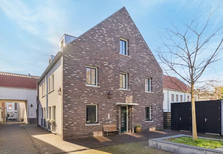 2-onder-1-kapwoning Engelenhof 15 in Sittard