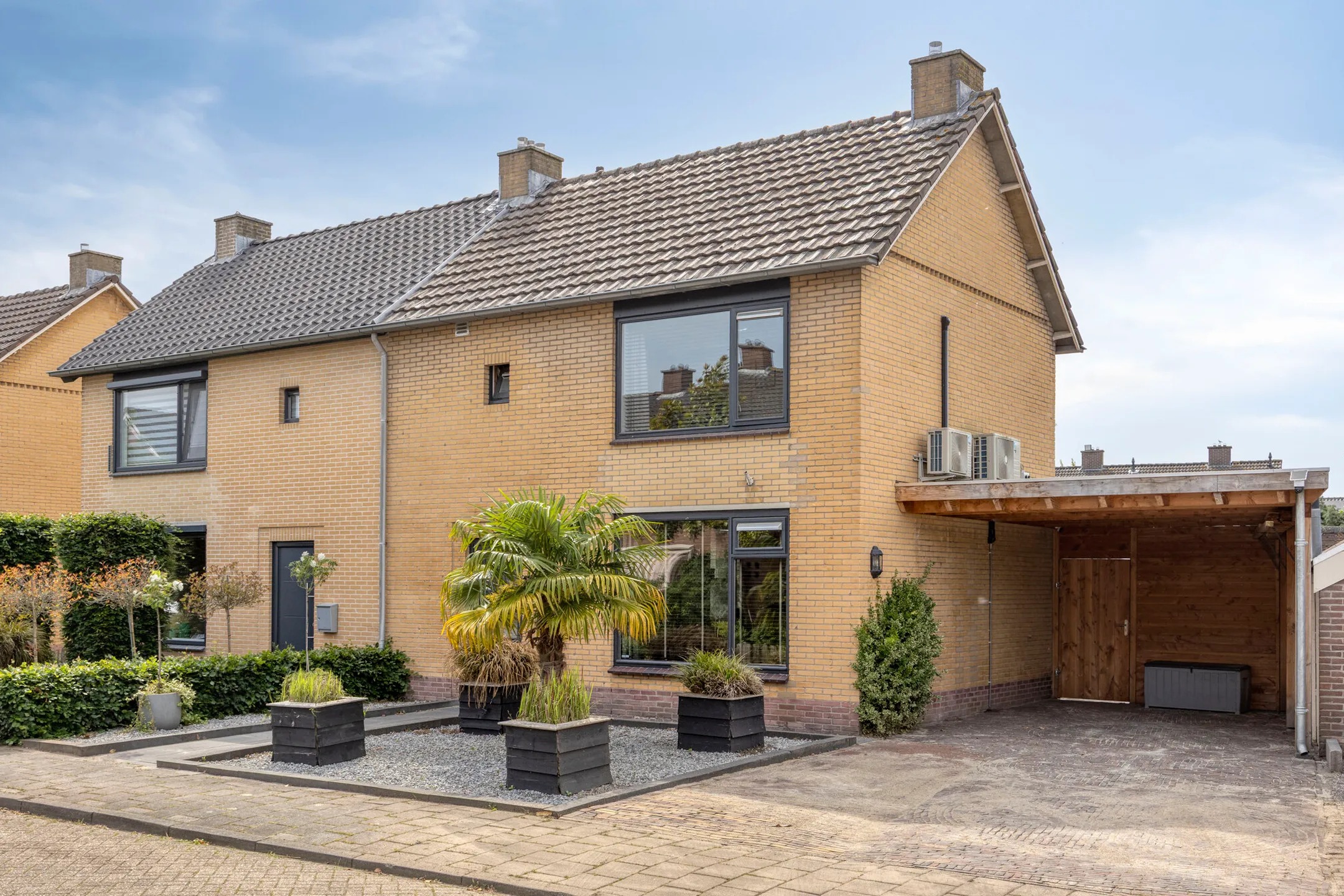 2-onder-1-kapwoning Veldstraat 17 in Nuland