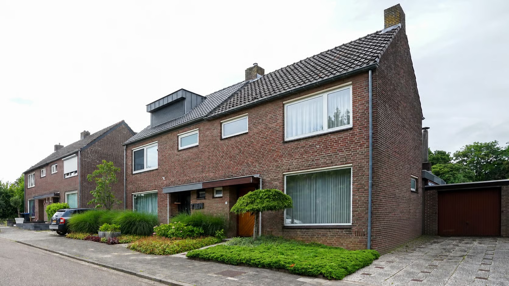 2-onder-1-kapwoning Op de Acker 8 Hoensbroek