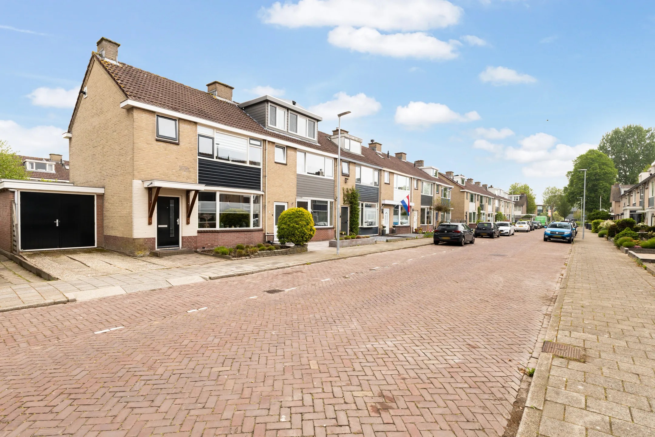 Hoekwoning Leo Gestelstraat 1 in Woerden