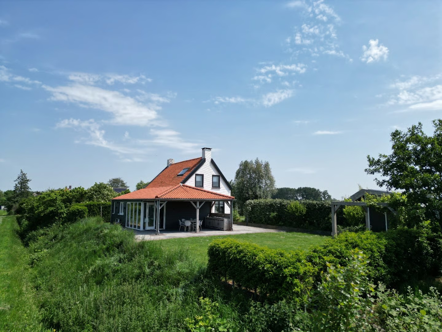 Vrijstaande woning (dijkwoning) Driewegenweg 26 in Biervliet