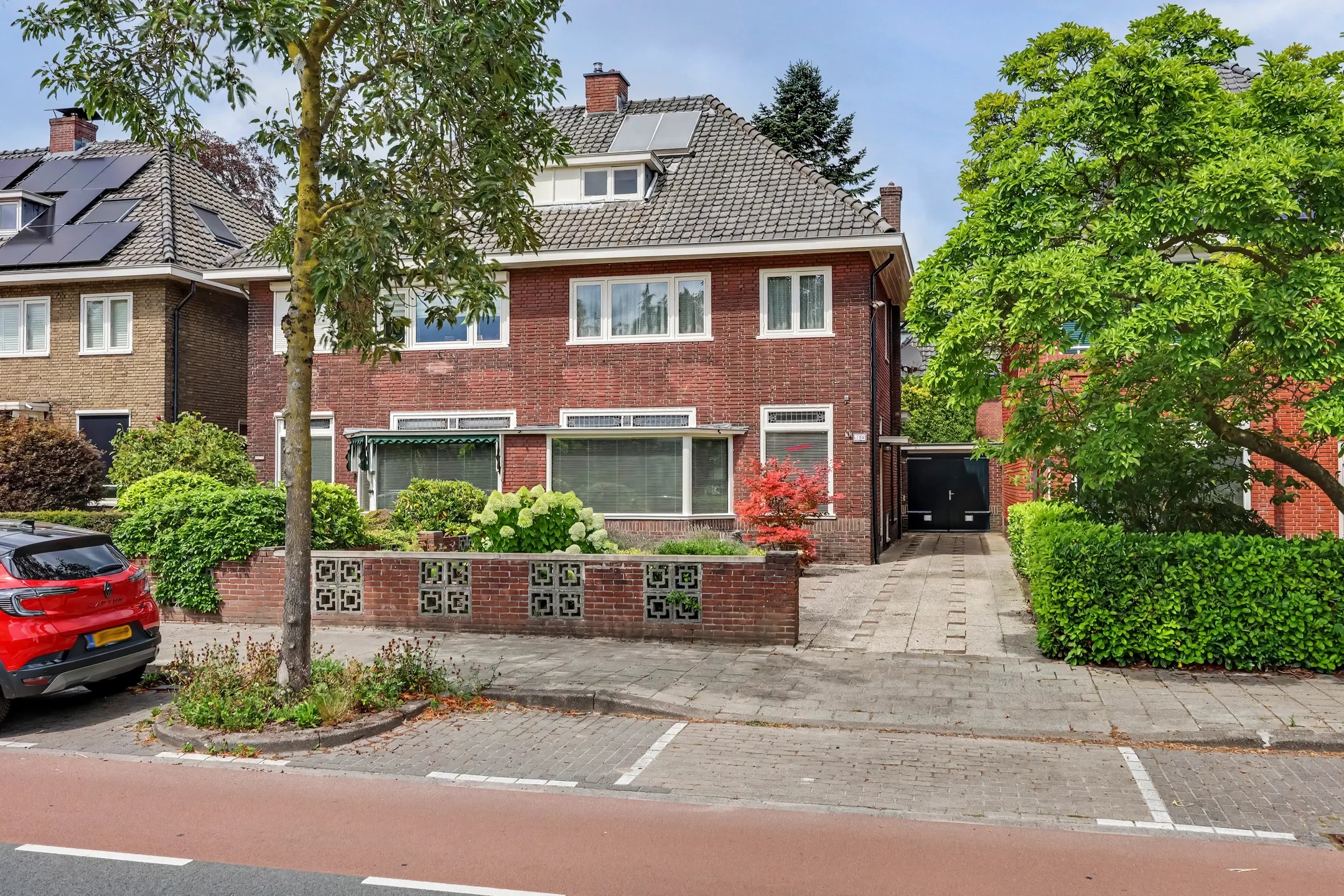 2-onder-1-kapwoning Gronausestraat 199 in Enschede