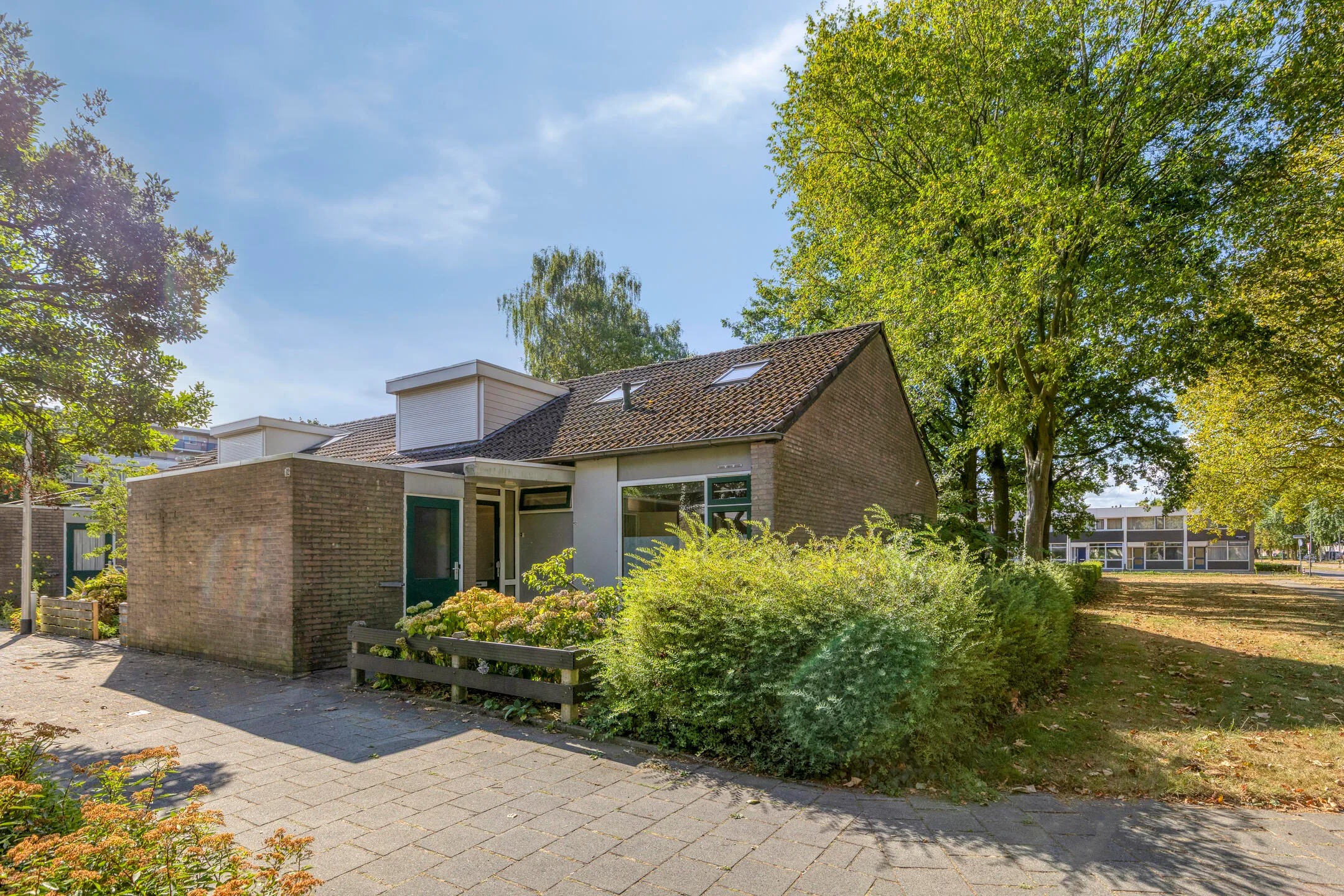 Eindwoning (semi-bungalow) Mercuriuslaan 92 in Helmond