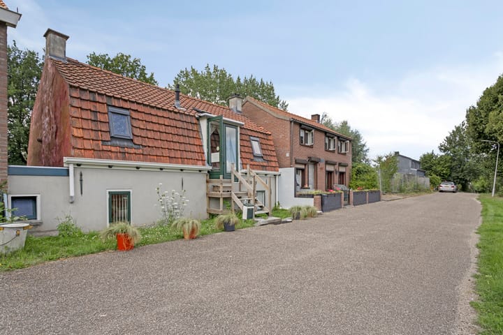 Halfvrijstaande woning (dijkwoning) Bovenweg 76 Sluiskil