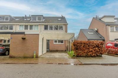 Eengezinswoning, hoekwoning Koningsholster 68 in Beek
