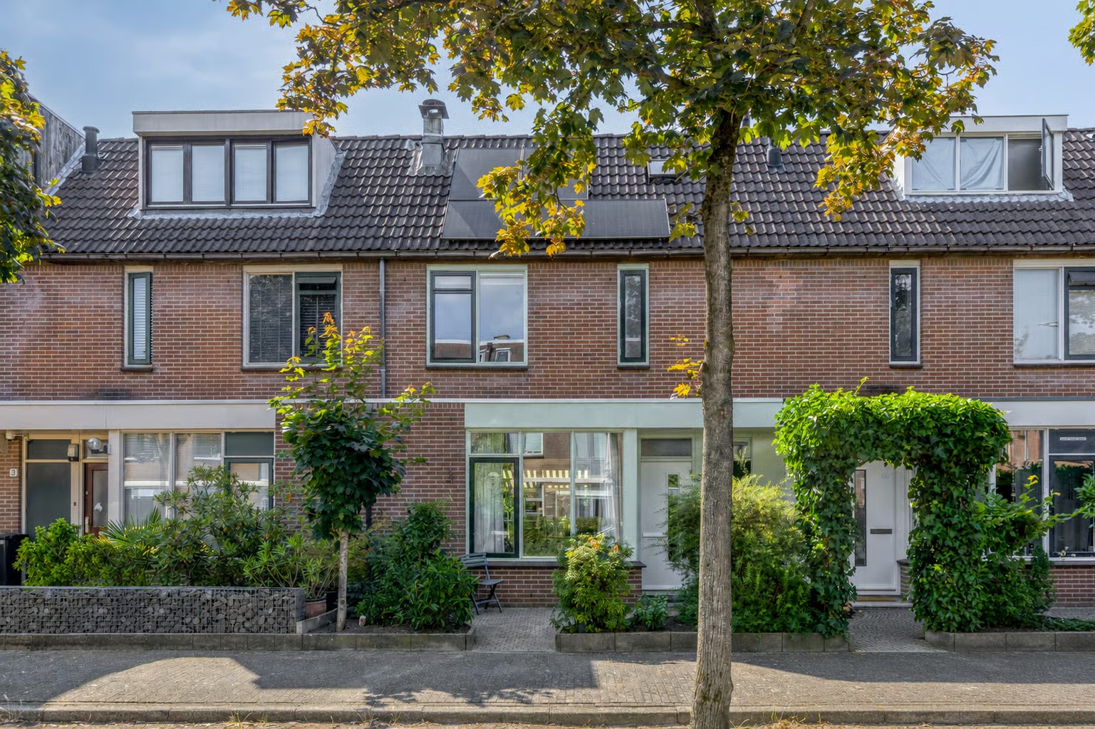 Tussenwoning Brederode 5 in Huizen