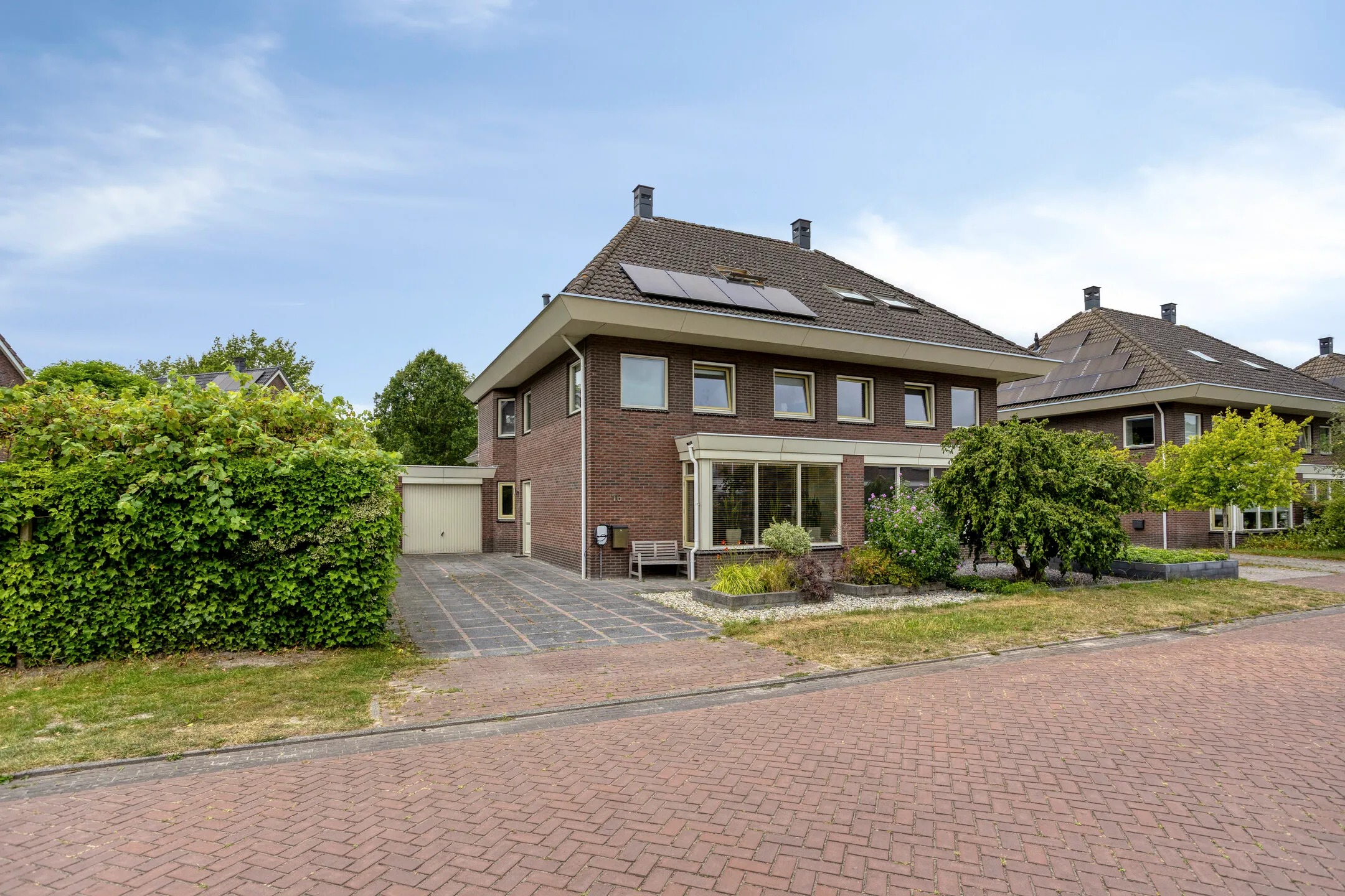 2-onder-1-kapwoning de Waag 16 in Gieten