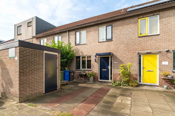 Tussenwoning Uiverstraat 23 Delft