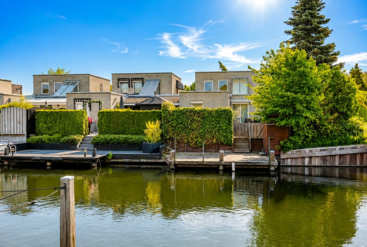 Hoekwoning Aan de Wind 17 in Almere