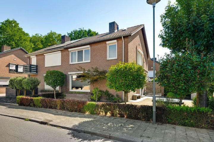 2-onder-1-kapwoning Klingbemden 38 in Brunssum