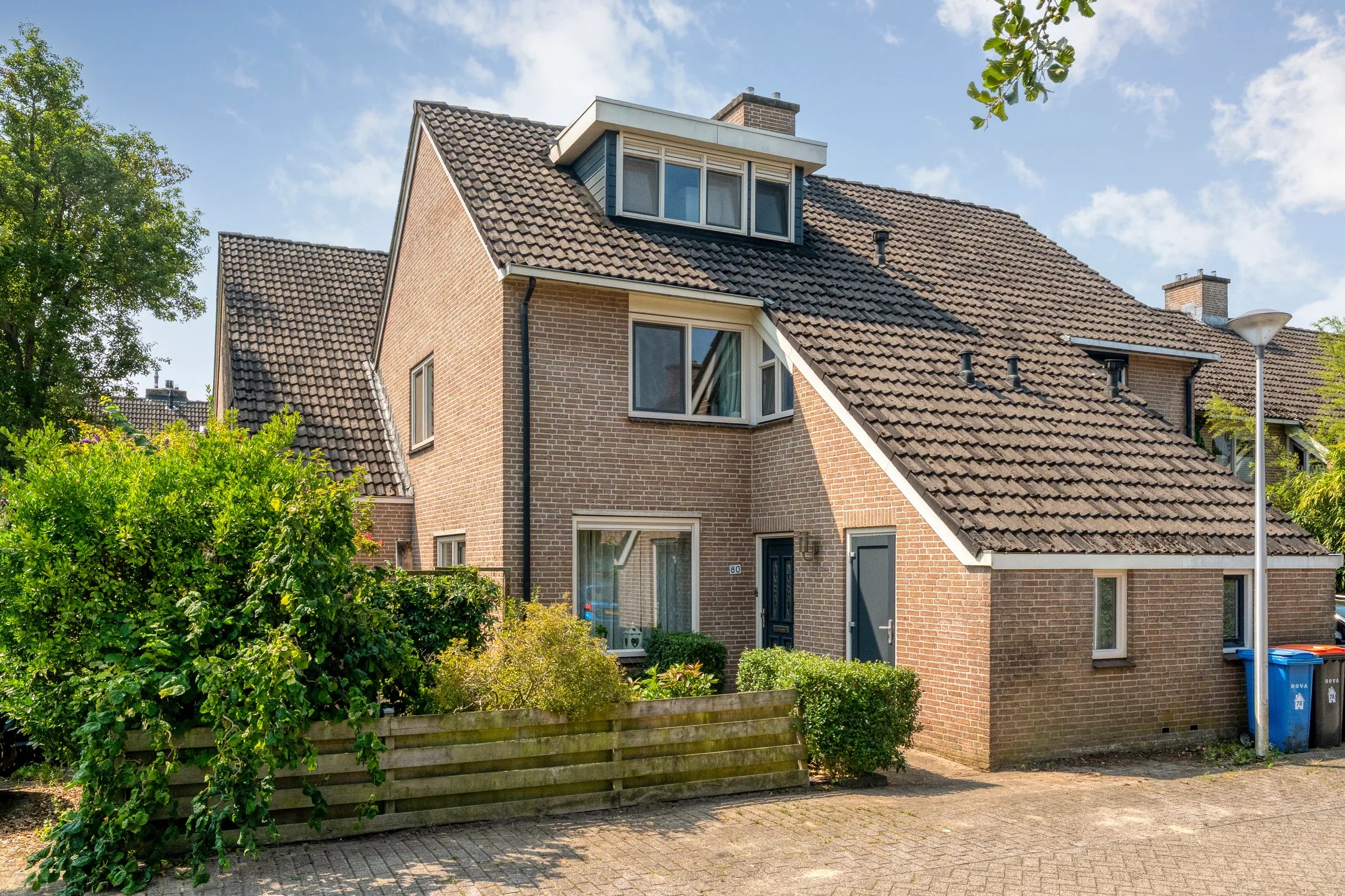 Hoekwoning Kadeneterkamp 80 in Zwolle