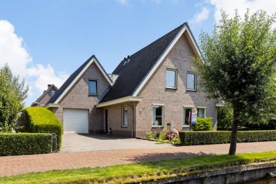 Vrijstaande woning Sluispad 2 in Oosterzee