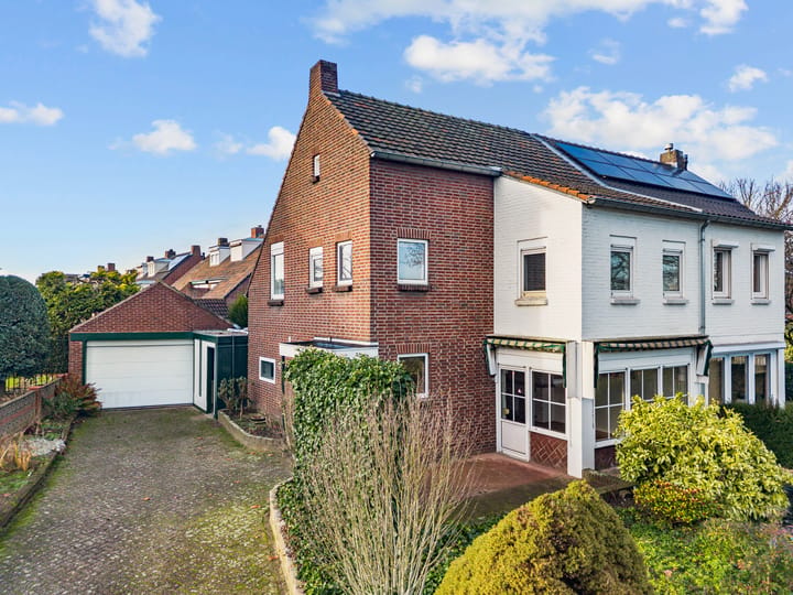 2-onder-1-kapwoning Bredeweg 20 Roermond