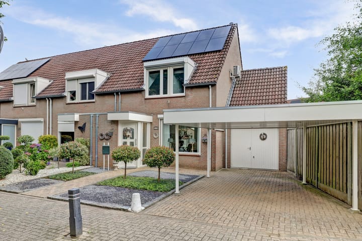Hoekwoning Ganzerikstraat 30 in Venlo