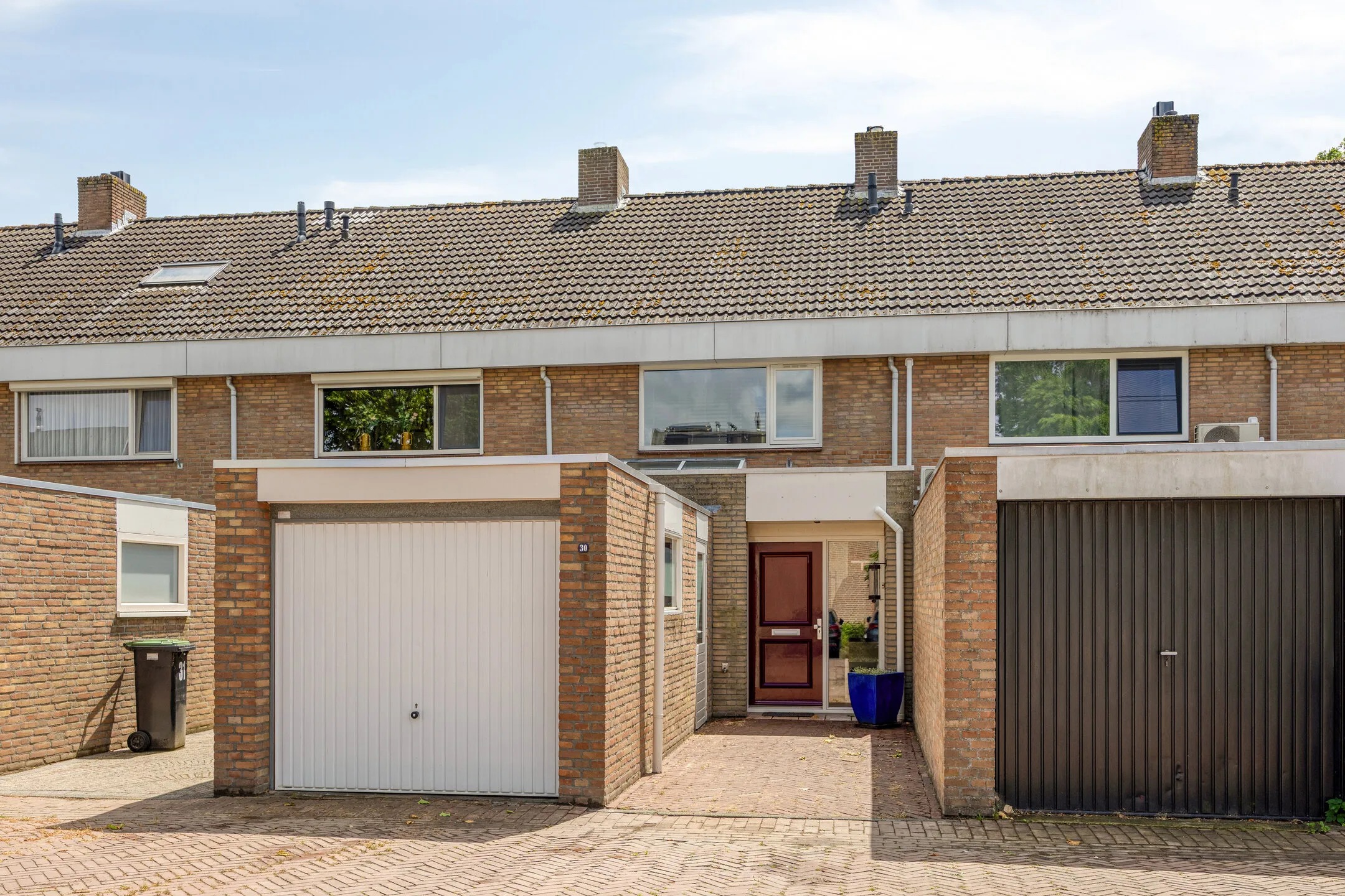 Tussenwoning Valkenhof 30 in Made