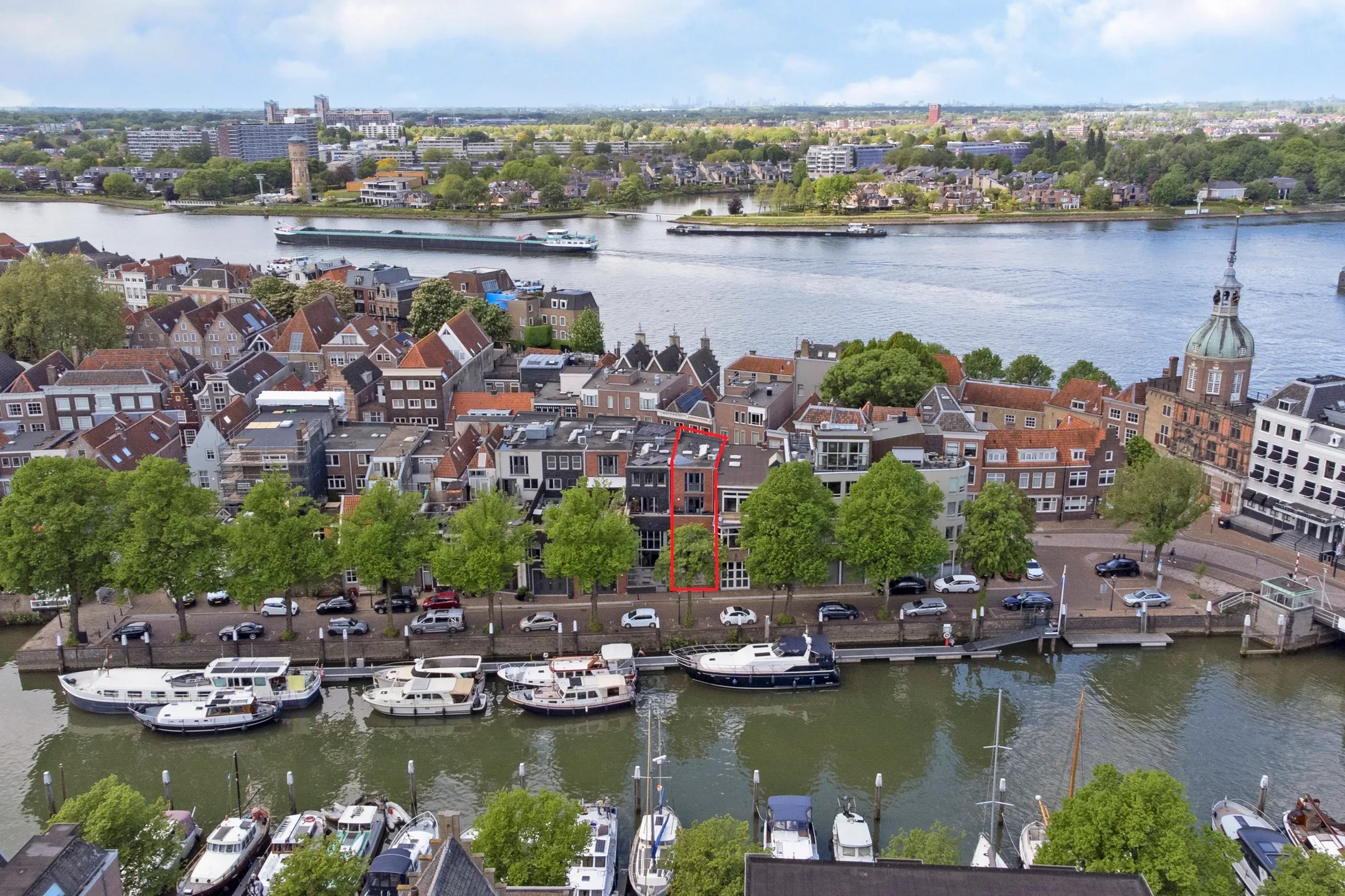 Tussenwoning Wijnstraat 24 Dordrecht
