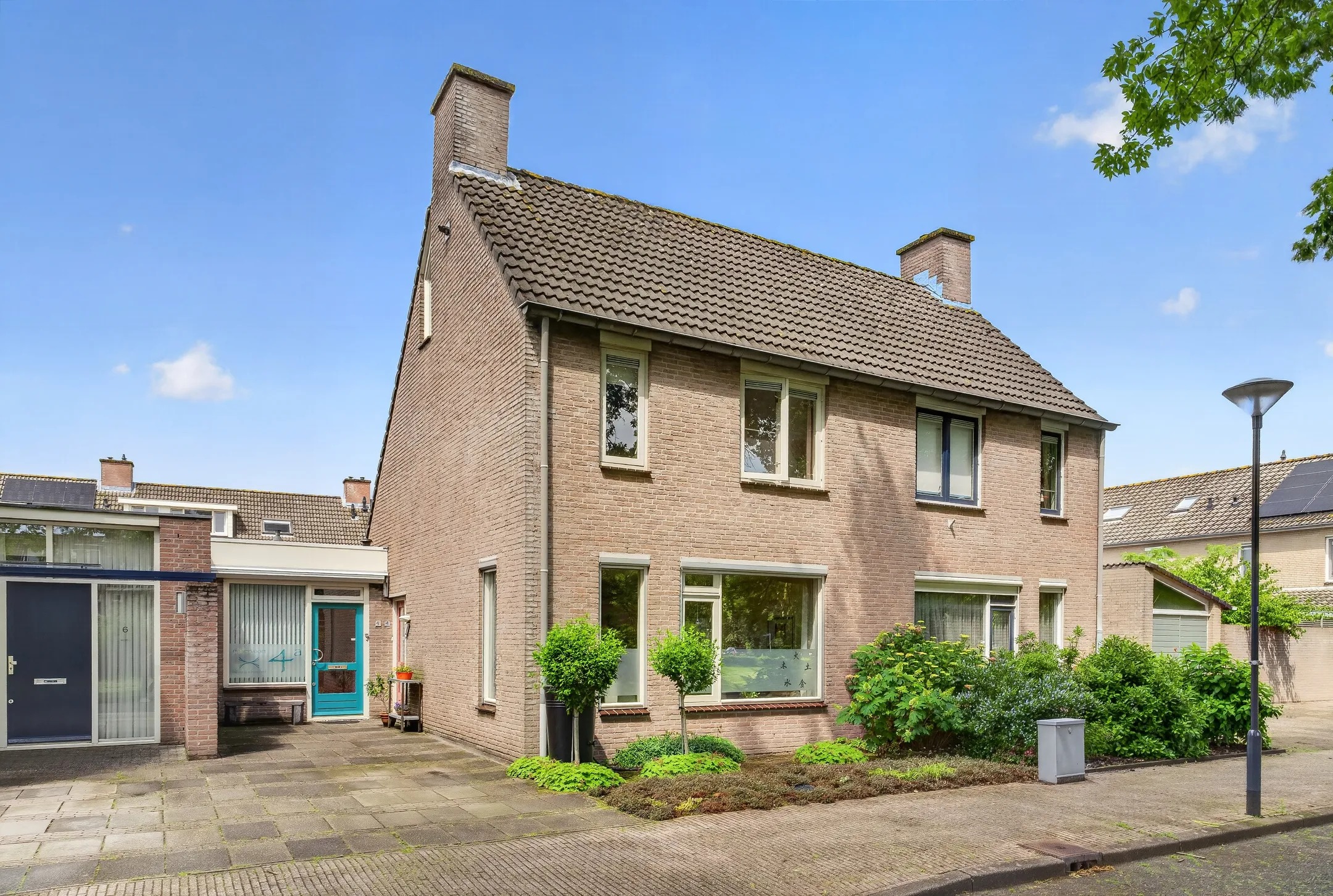 Geschakelde 2-onder-1-kapwoning Ganzeriksingel 4 in Vught