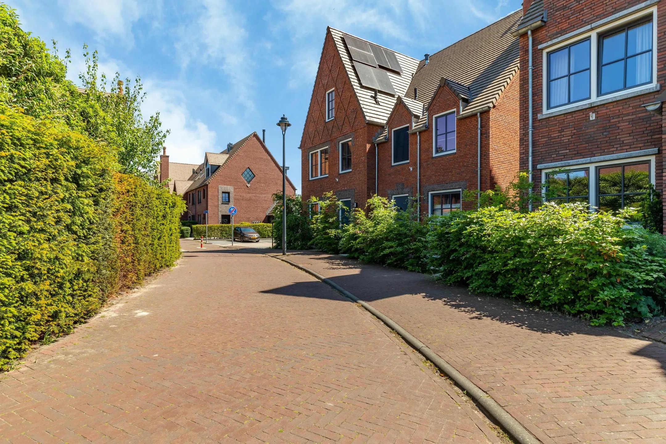 2-onder-1-kapwoning Maria Tudorhof 8 in Hoofddorp