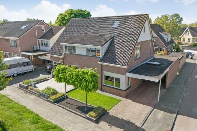 Eengezinswoning, 2-onder-1-kapwoning De Koningsvaren 100 in Dedemsvaart