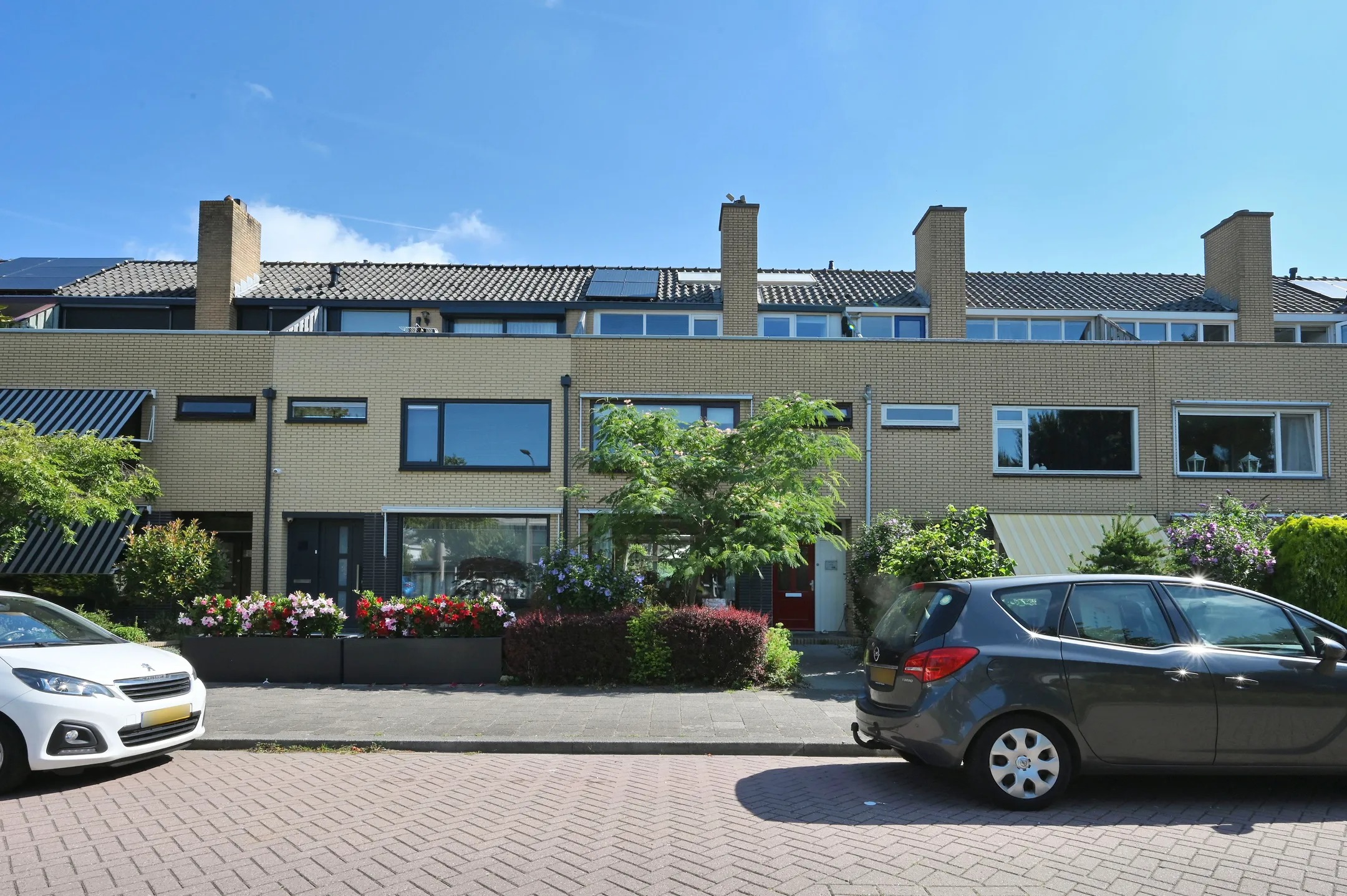 Tussenwoning Lijsterlaan 108 in Maassluis