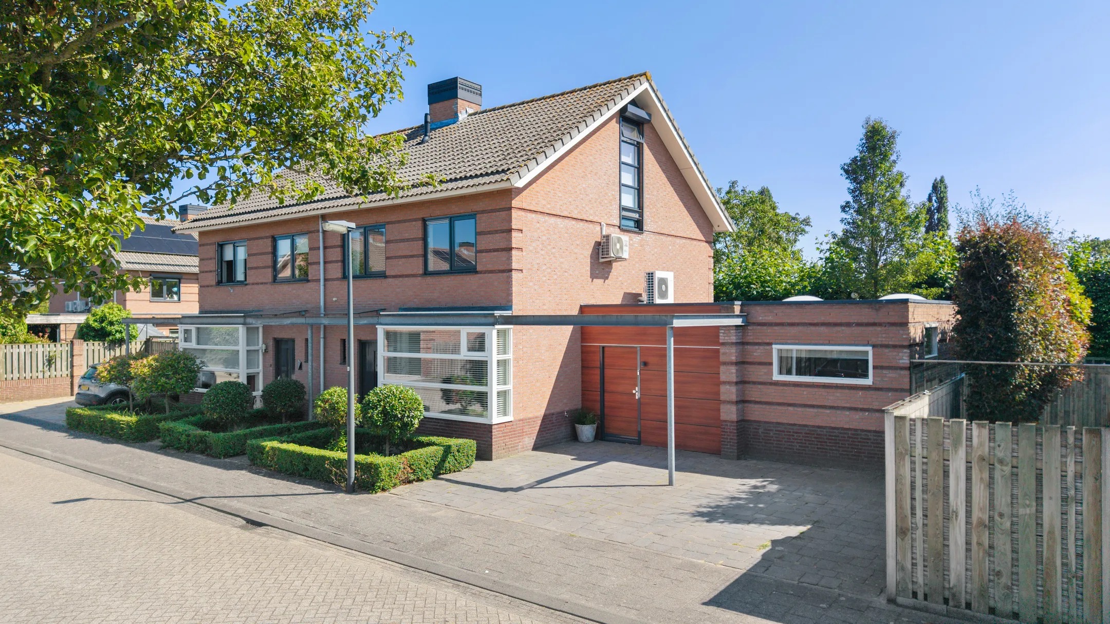 2-onder-1-kapwoning Schout Martinistraat 3 in Vlijmen