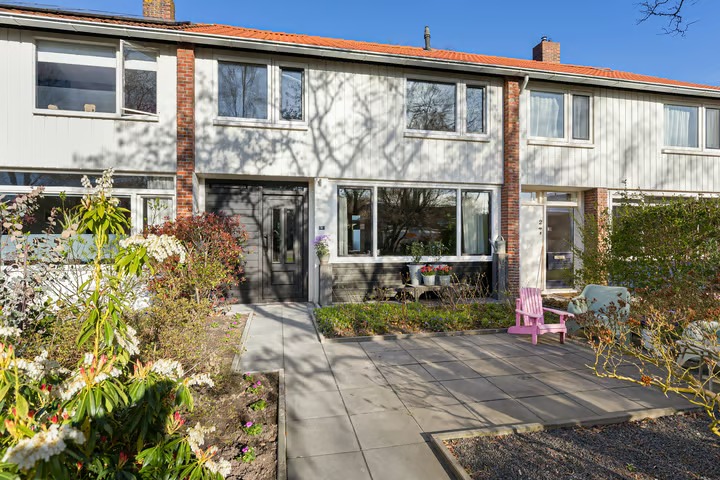 Tussenwoning Zeemanstraat 4 in Assen