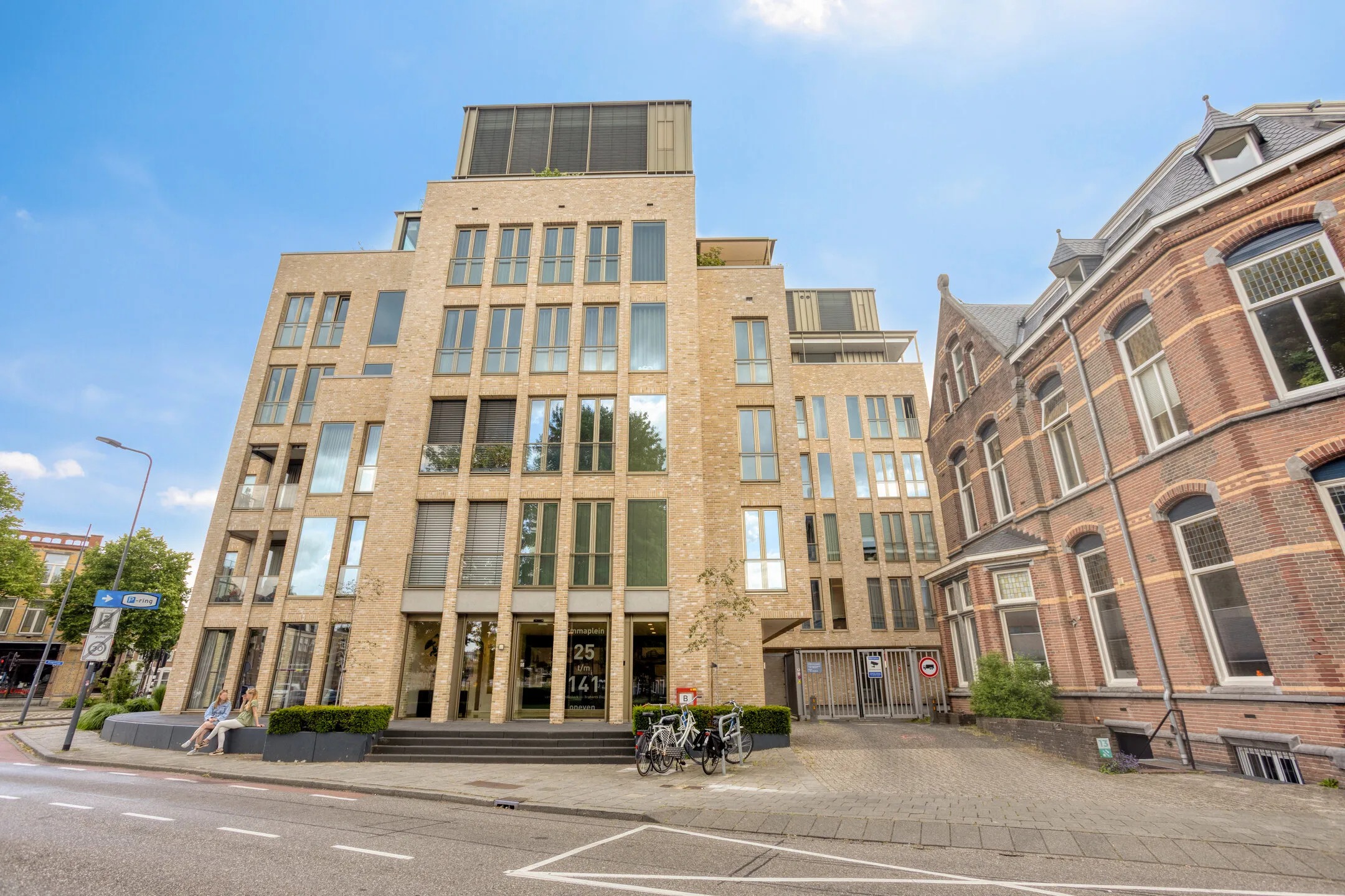 Portiekflat Emmaplein 107 in 's-Hertogenbosch