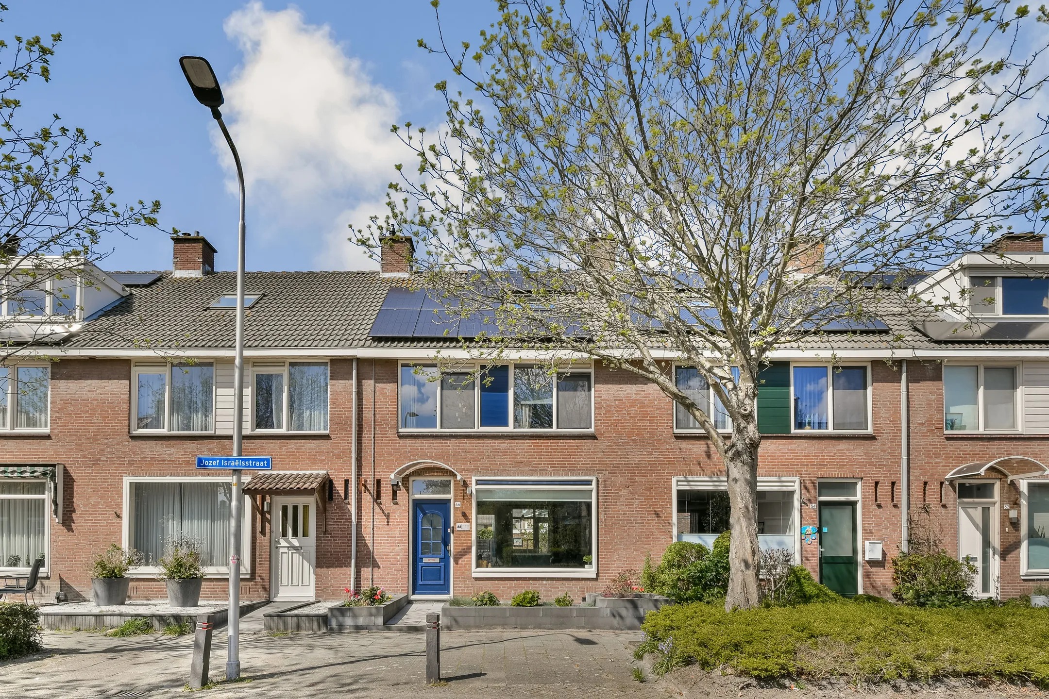 Tussenwoning Jozef Israëlsstraat 66 in Lisse
