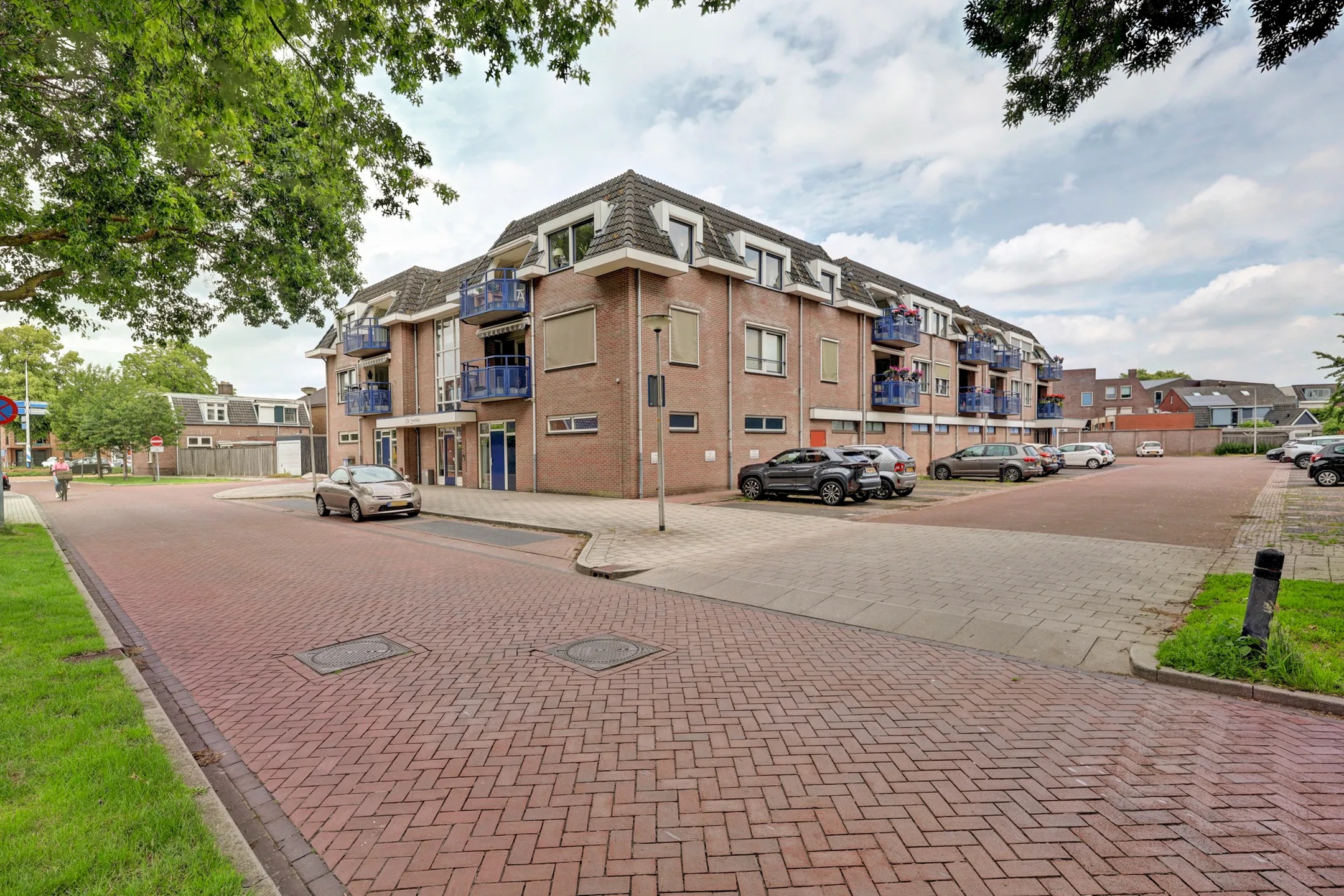 Galerijflat Schoolstraat 13 in Wierden