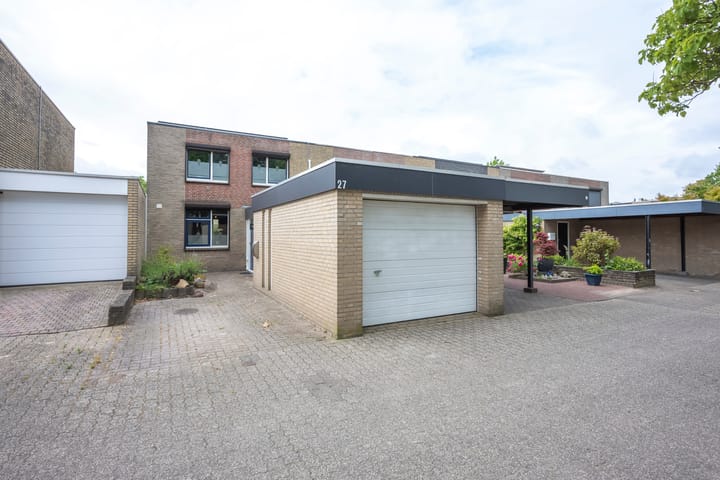Halfvrijstaande woning Op gen Steen 27 in Landgraaf