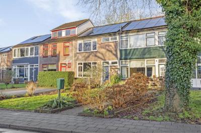Eengezinswoning, tussenwoning Breukenweg 37 in Yde