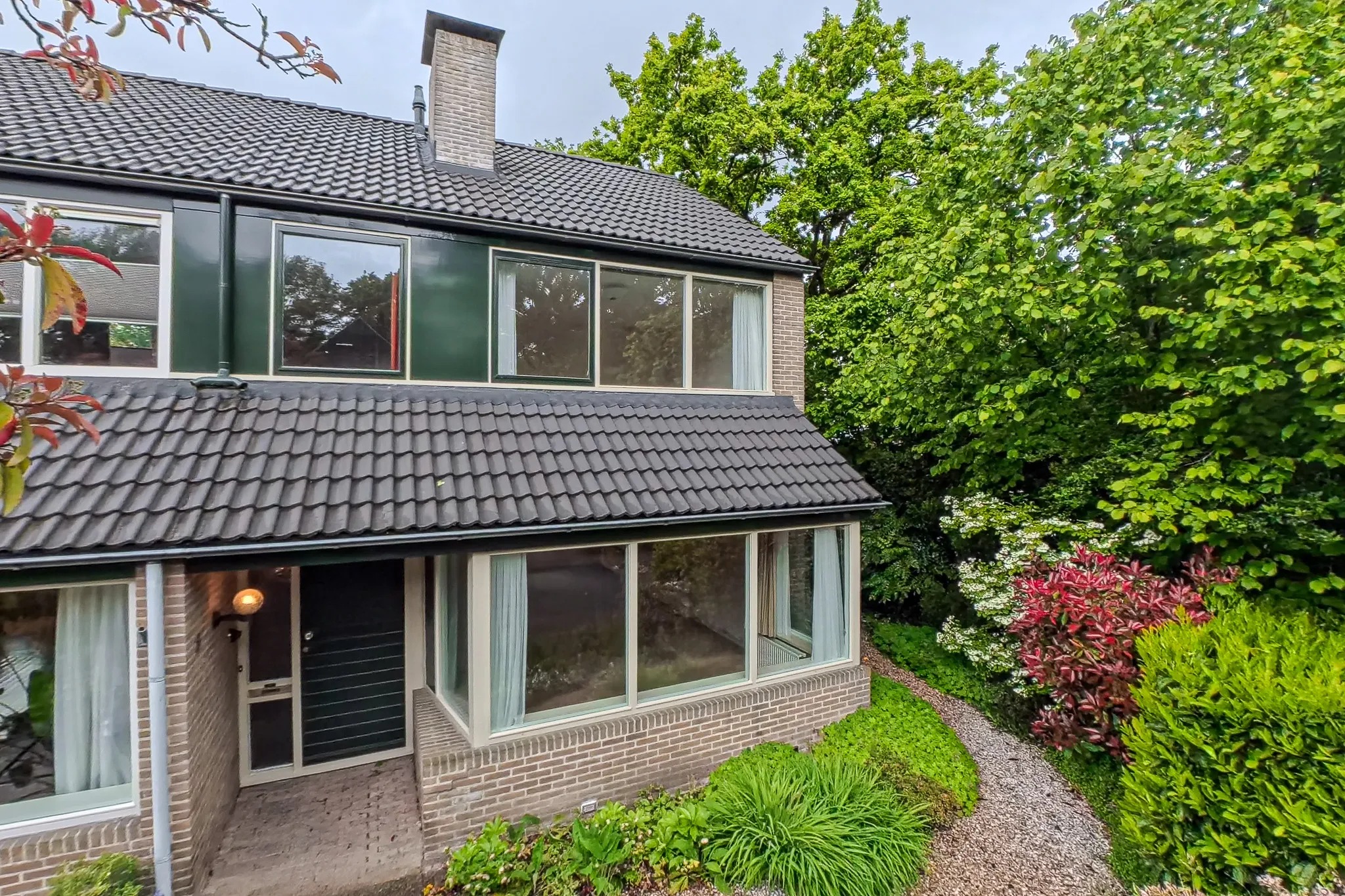 Hoekwoning Emdaborg 3 Haren Gn