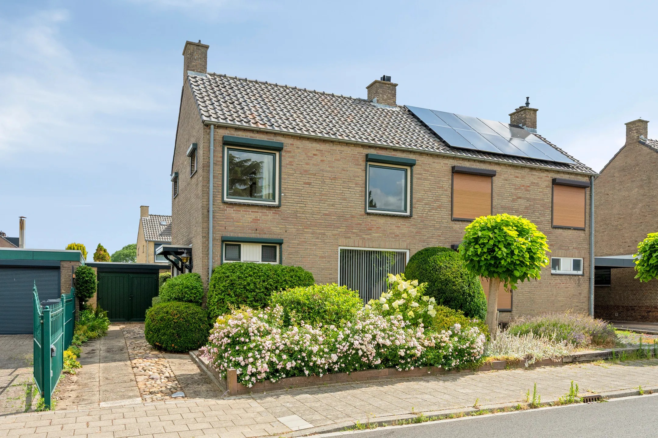 2-onder-1-kapwoning Pastoor Verbeekstraat 4 in Sittard