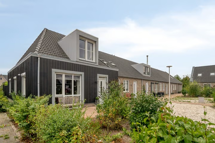 Hoekwoning Het Penseel 29 in Dronten