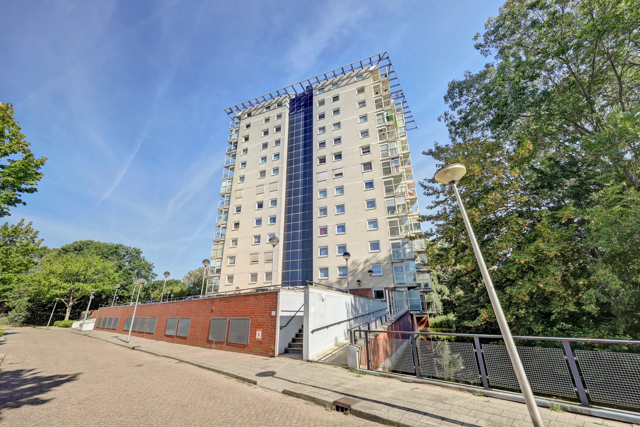 Portiekflat Goudenregenplein 170 in Spijkenisse