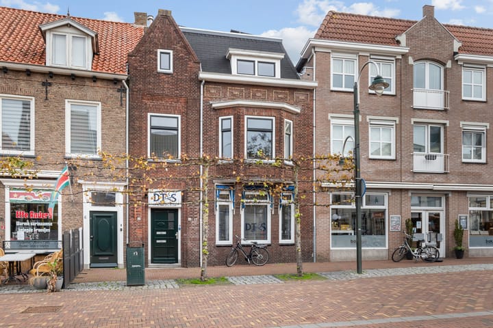 Bovenwoning Markt 4 a in Steenbergen