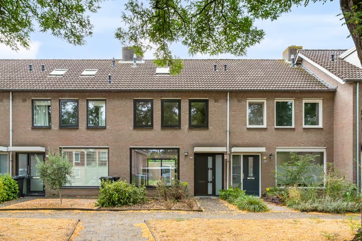Tussenwoning Korhoen 14 in Etten-Leur