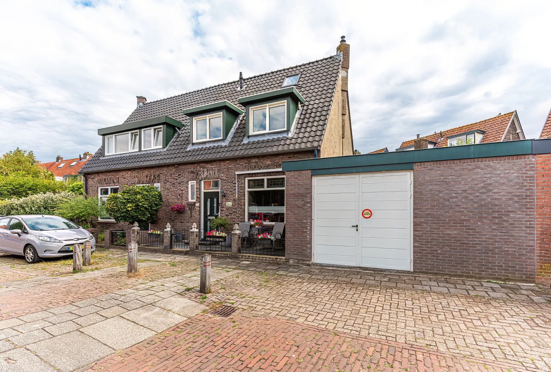 2-onder-1-kapwoning Rozenstraat 37 in Baarn